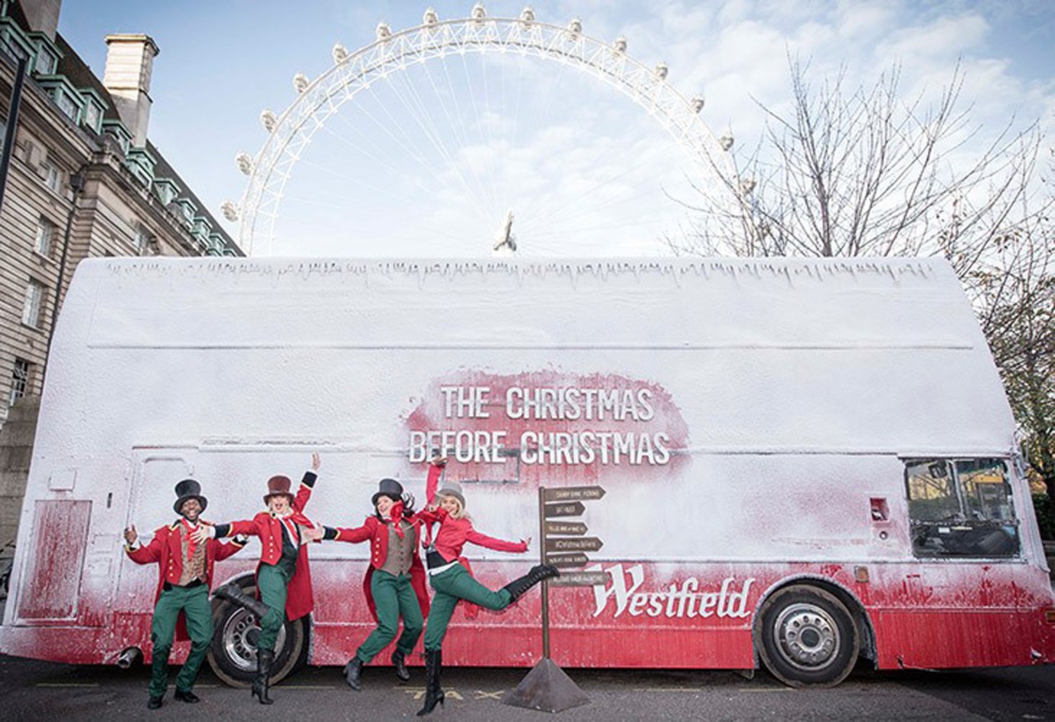Westfield Shopping Centre Big Red Bus Snow Set Up, Christmas Artificial Snow Hire UK, FX Live