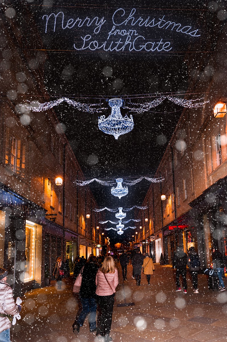 Christmas Lights Falling Snow Machine Hire UK FX Live